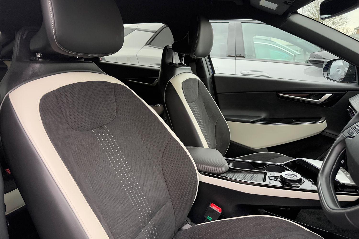 Used Kia EV6 2024 for sale - 77218719: Photo 29