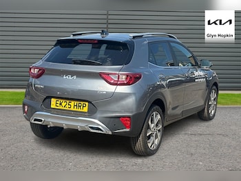 Used Kia Stonic 2025 for sale - 75469873: Photo