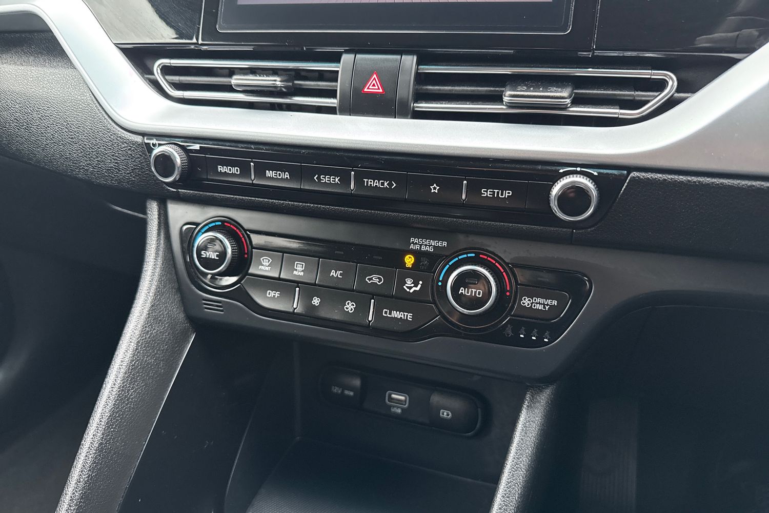 Used Kia Niro 2020 for sale - 77198180: Photo 15