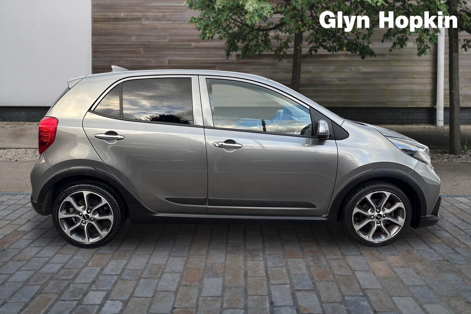 Used Kia Picanto 2022 for sale - 76869581: Photo 2