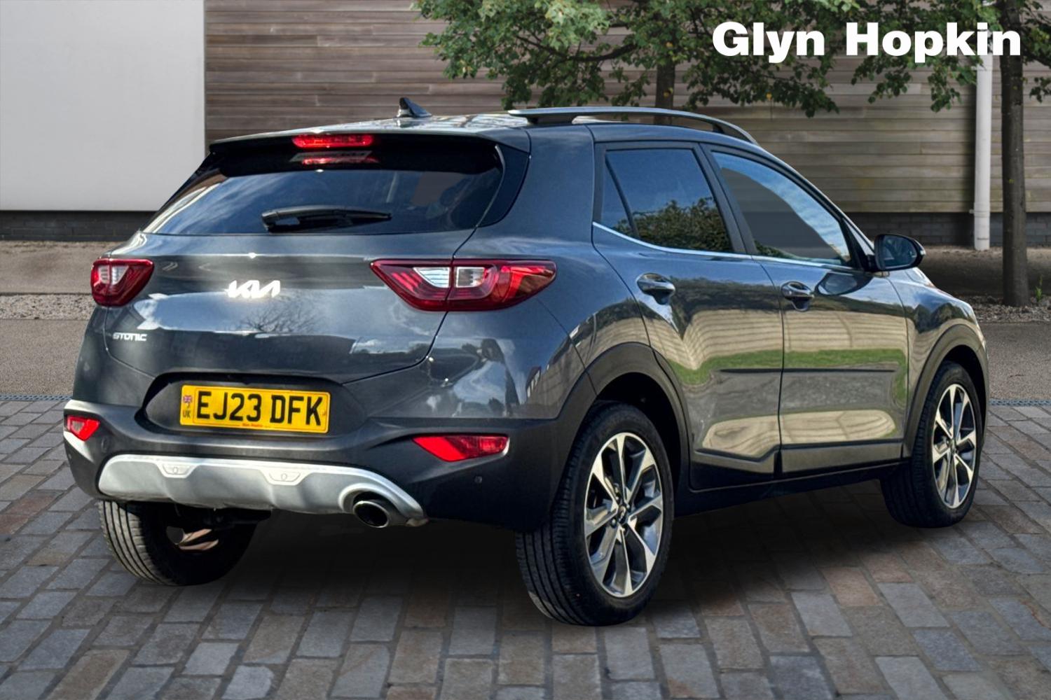 Used Kia Stonic 2023 for sale - 77971794: Photo 3