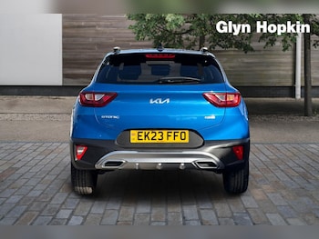 Used Kia Stonic 2023 for sale - 77771222: Photo