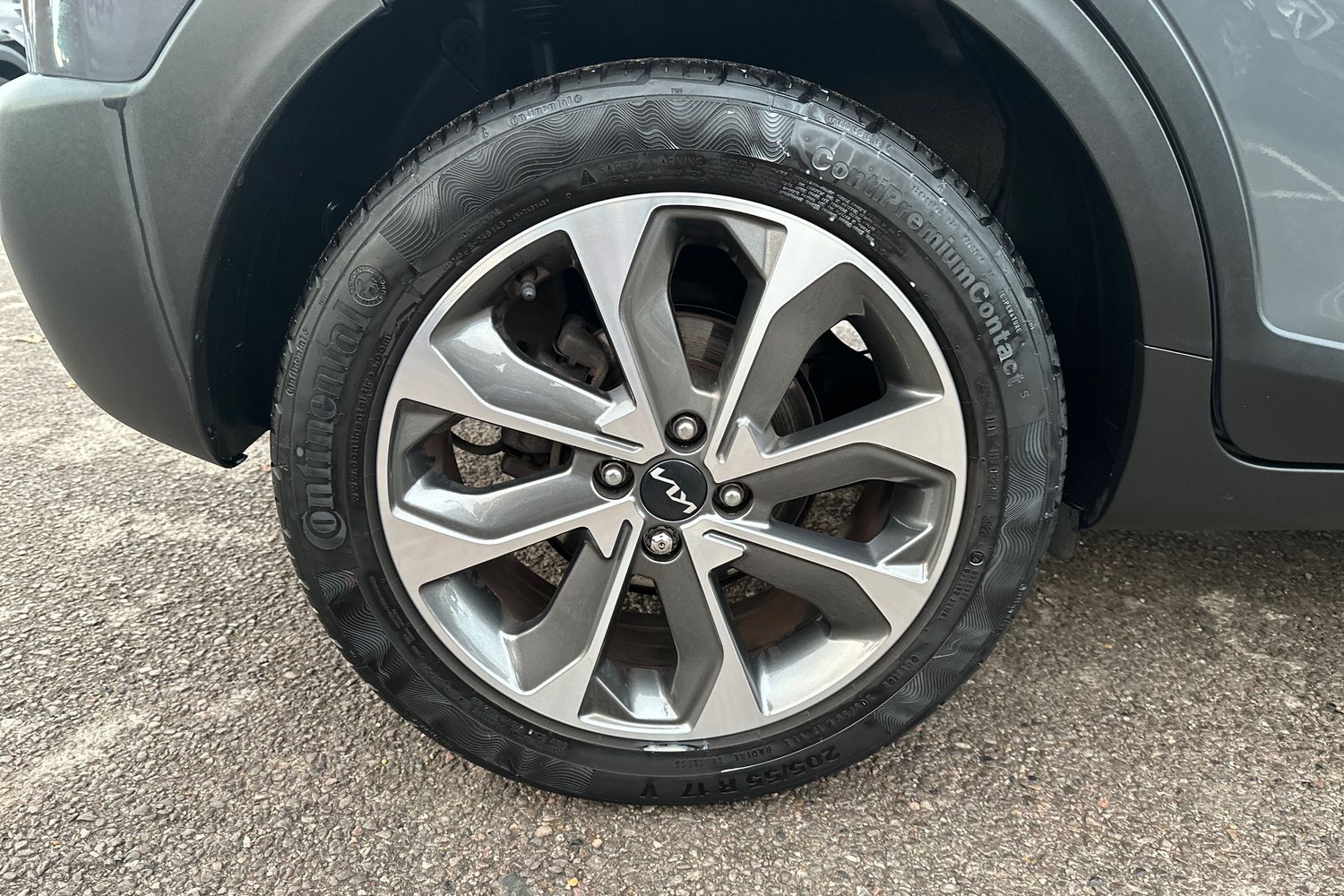 Used Kia Stonic 2023 for sale - 76869496: Photo 26