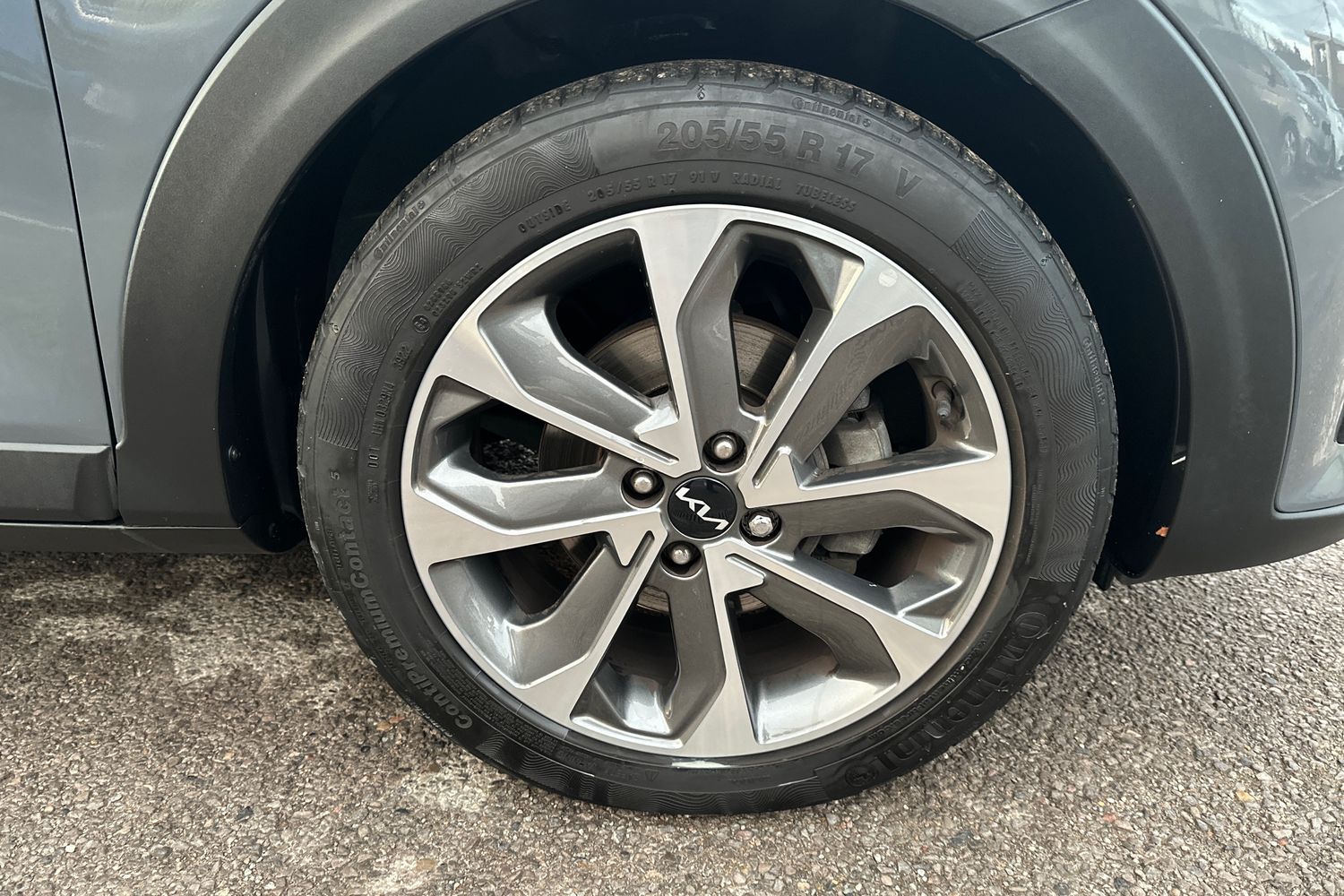 Used Kia Stonic 2023 for sale - 76869496: Photo 27