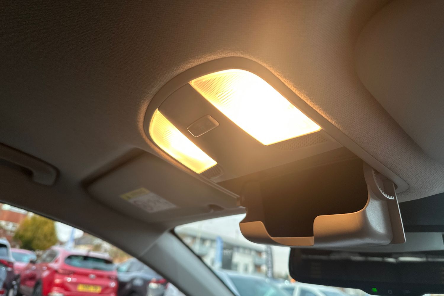 Used Kia Stonic 2023 for sale - 76869496: Photo 42