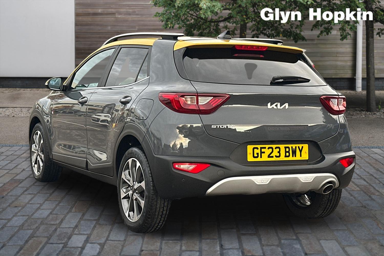 Used Kia Stonic 2023 for sale - 76869496: Photo 5