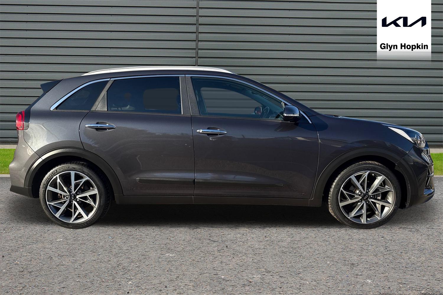 Used Kia Niro 2020 for sale - 76176241: Photo 2