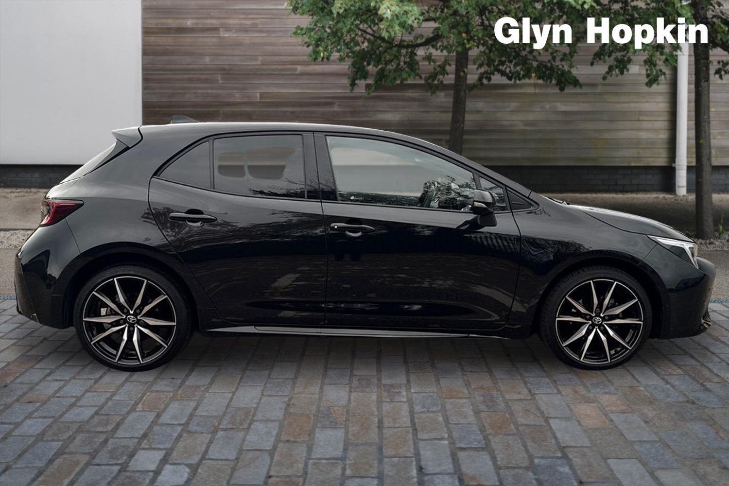 Used Toyota Corolla 2023 for sale - 76390002: Photo 2