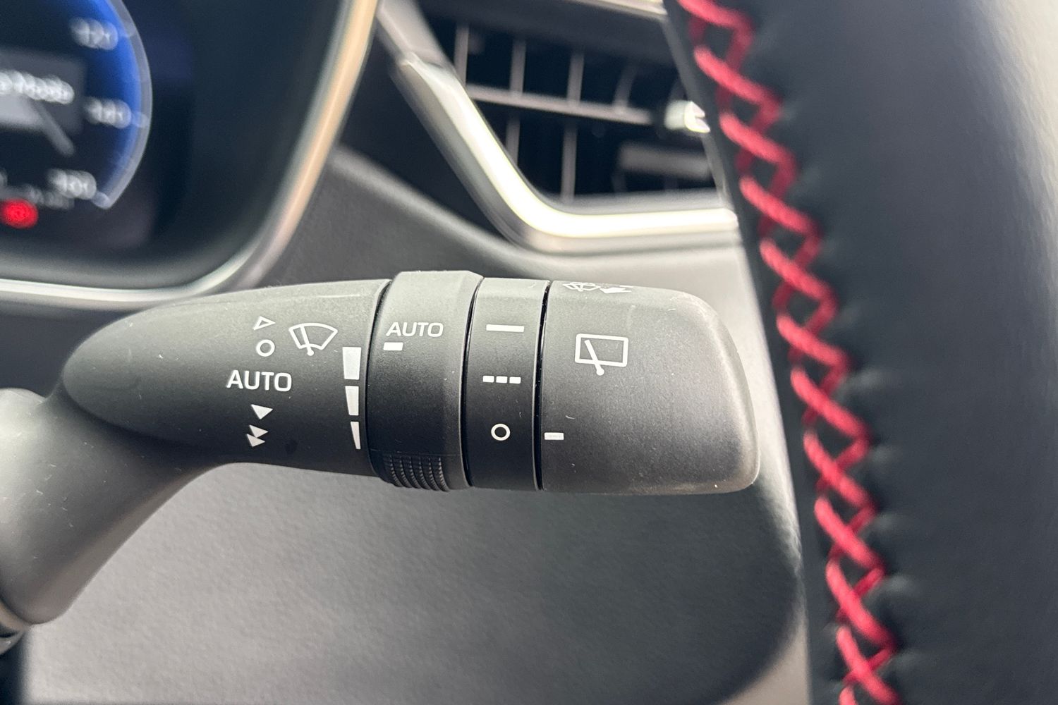 Used Toyota Corolla 2023 for sale - 76390002: Photo 32