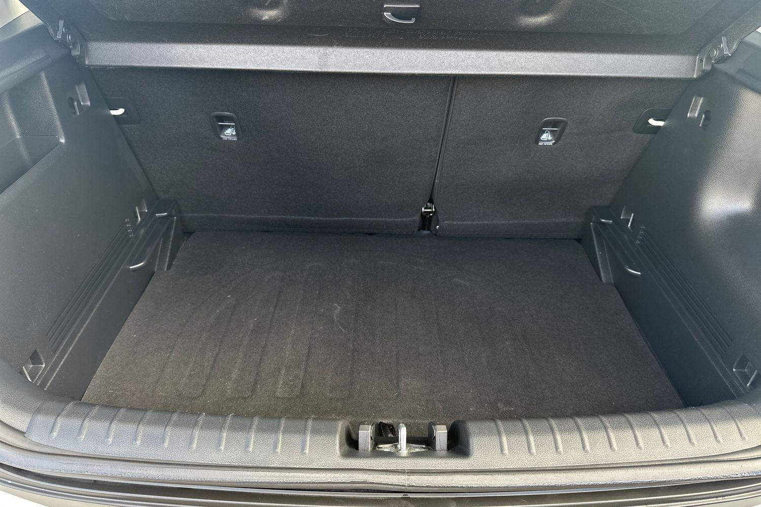 Used Kia Stonic 2023 for sale - 76817698: Photo 24