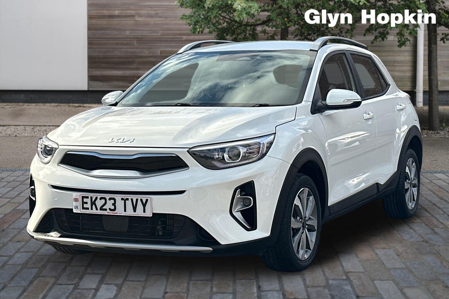 Used Kia Stonic 2023 for sale - 76817698: Photo 7