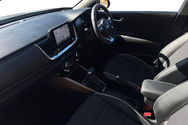 Used Kia Stonic 2025 for sale - 76145938: Photo 13