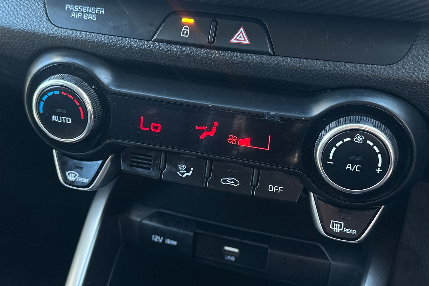 Used Kia Stonic 2025 for sale - 76145938: Photo 15