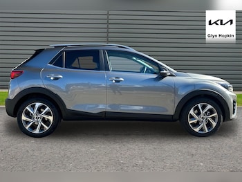Used Kia Stonic 2025 for sale - 76145938: Photo 2