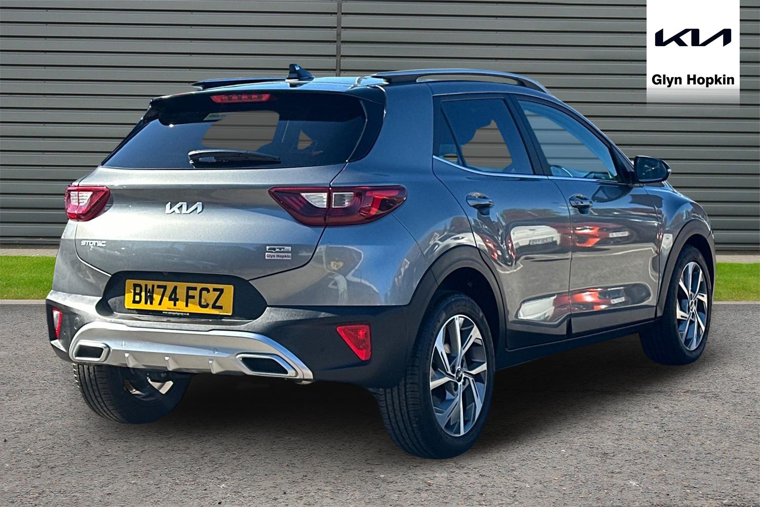 Used Kia Stonic 2025 for sale - 76145938: Photo 3