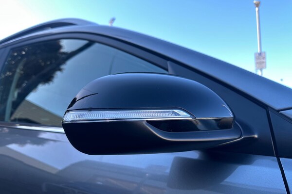 Used Kia Stonic 2025 for sale - 76145938: Photo 33