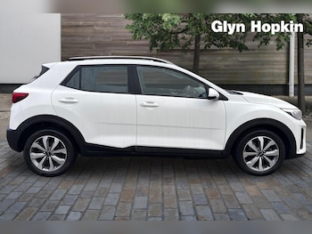 Used Kia Stonic 2022 for sale - 76575220: Photo