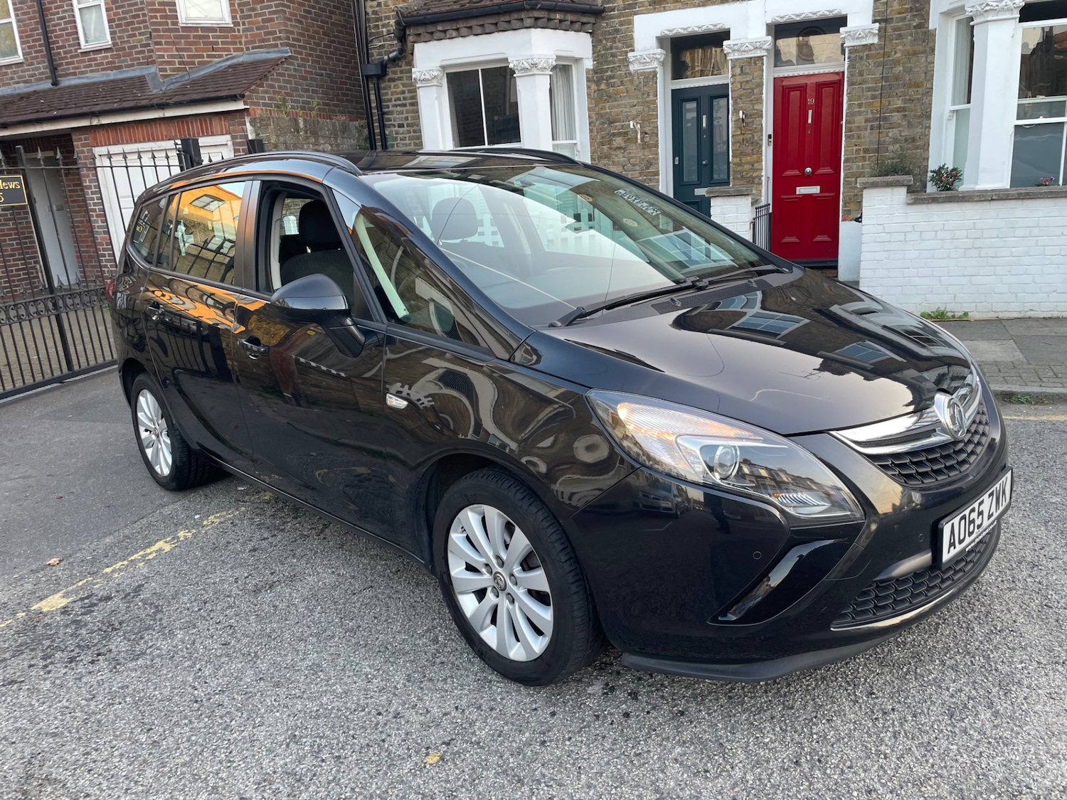Used Vauxhall Zafira 2015 for sale - 76238528: Photo 1