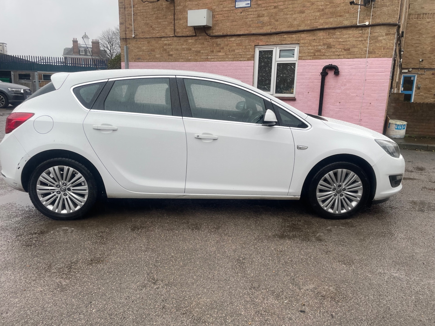 Used Vauxhall Astra 2015 for sale - 77268306: Photo 6