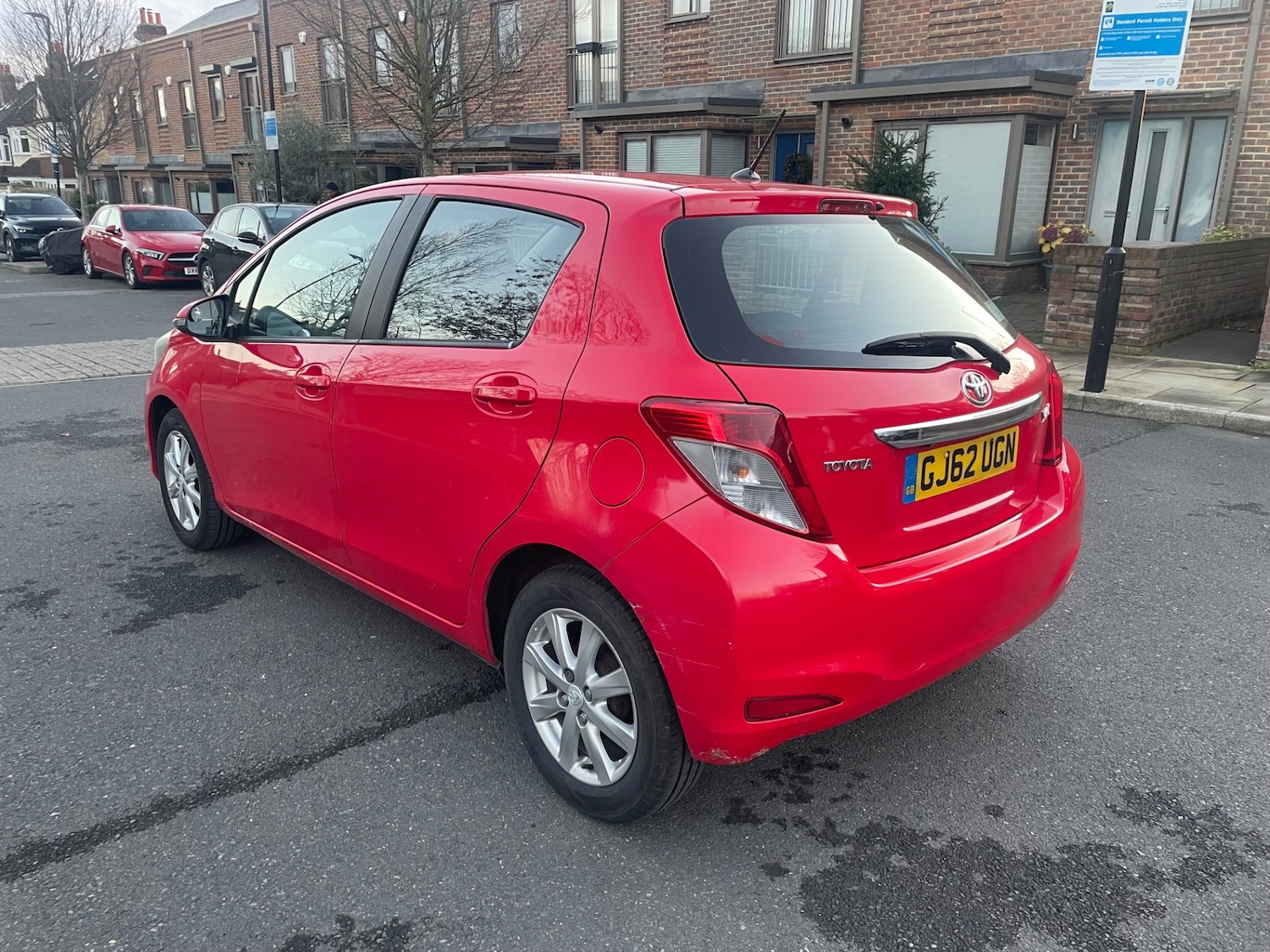 Used Toyota Yaris 2012 for sale - 76893073: Photo 3