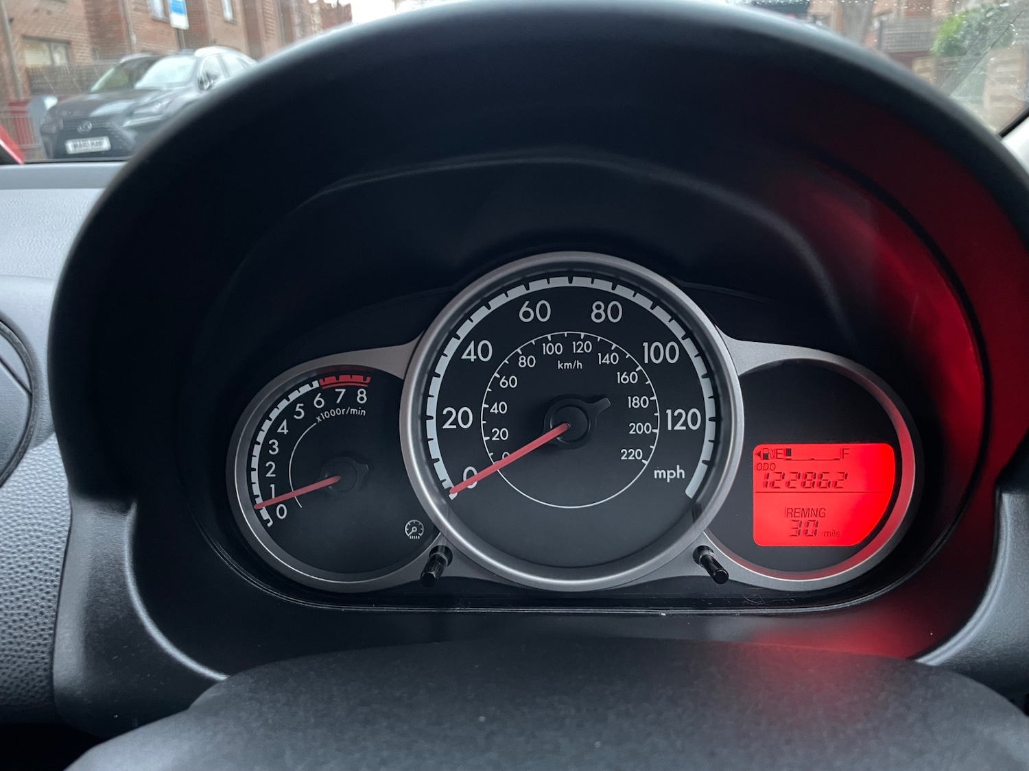 Used Mazda Mazda2 2011 for sale - 76627366: Photo 16