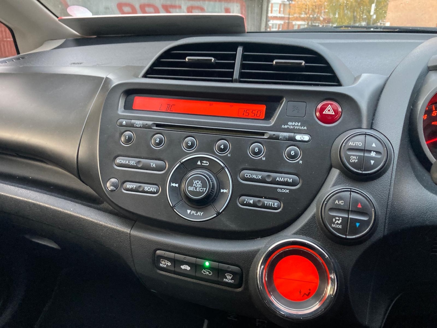 Used Honda Jazz 2011 for sale - 76429752: Photo 9