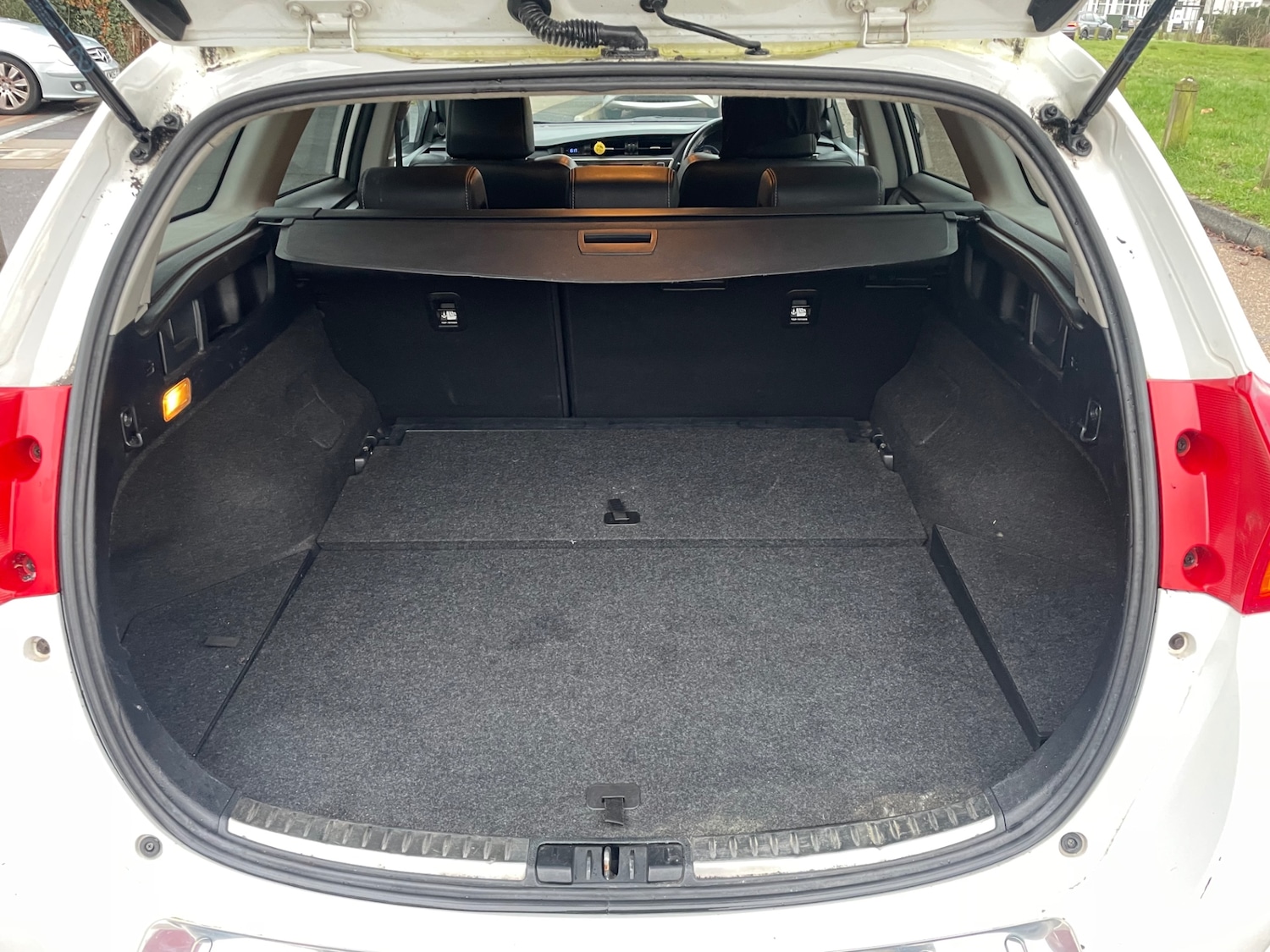 Used Toyota Auris 2014 for sale - 77065812: Photo 10