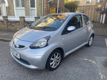 Toyota - AYGO