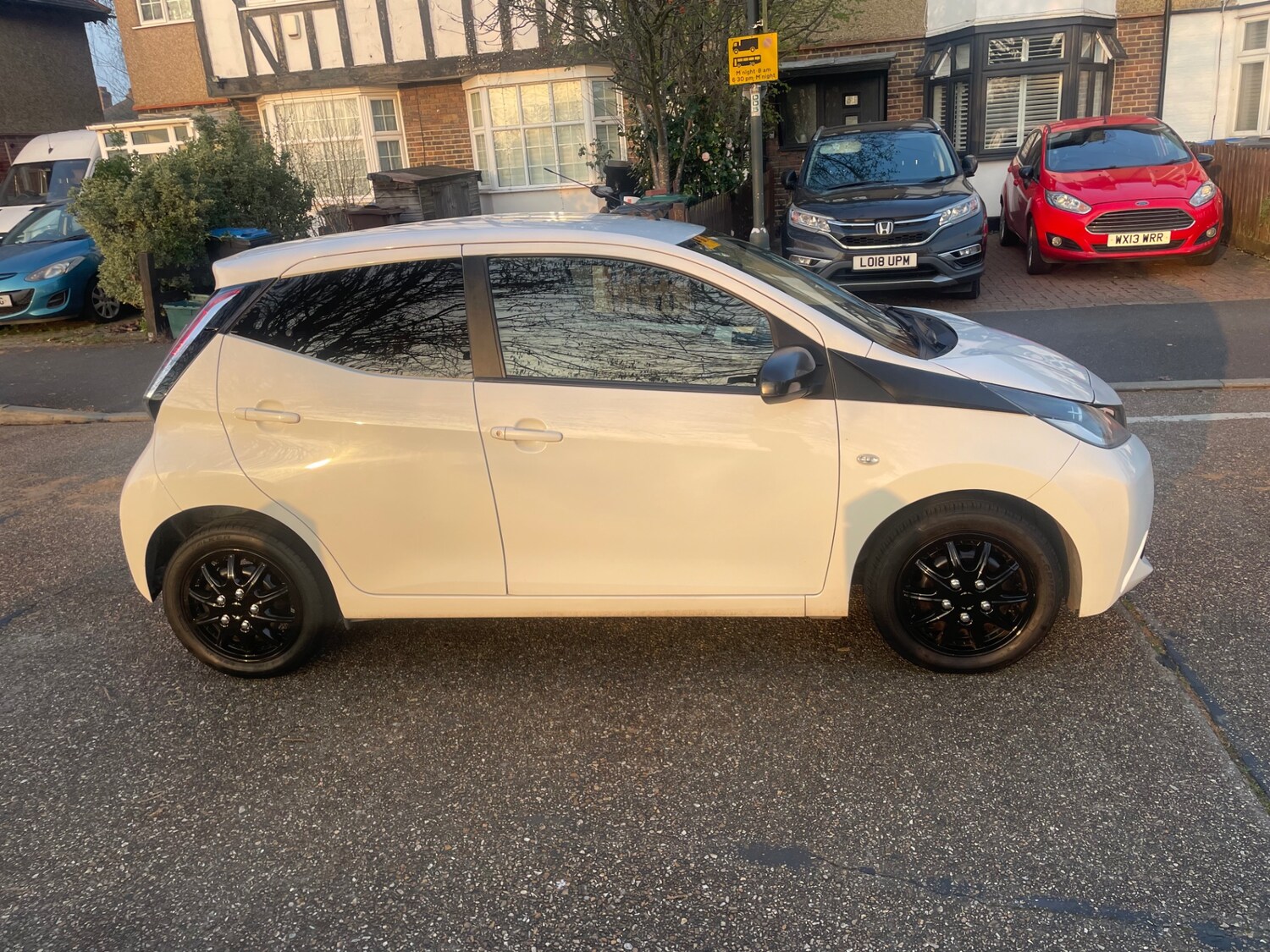 Used Toyota AYGO 2017 for sale - 77734918: Photo 8