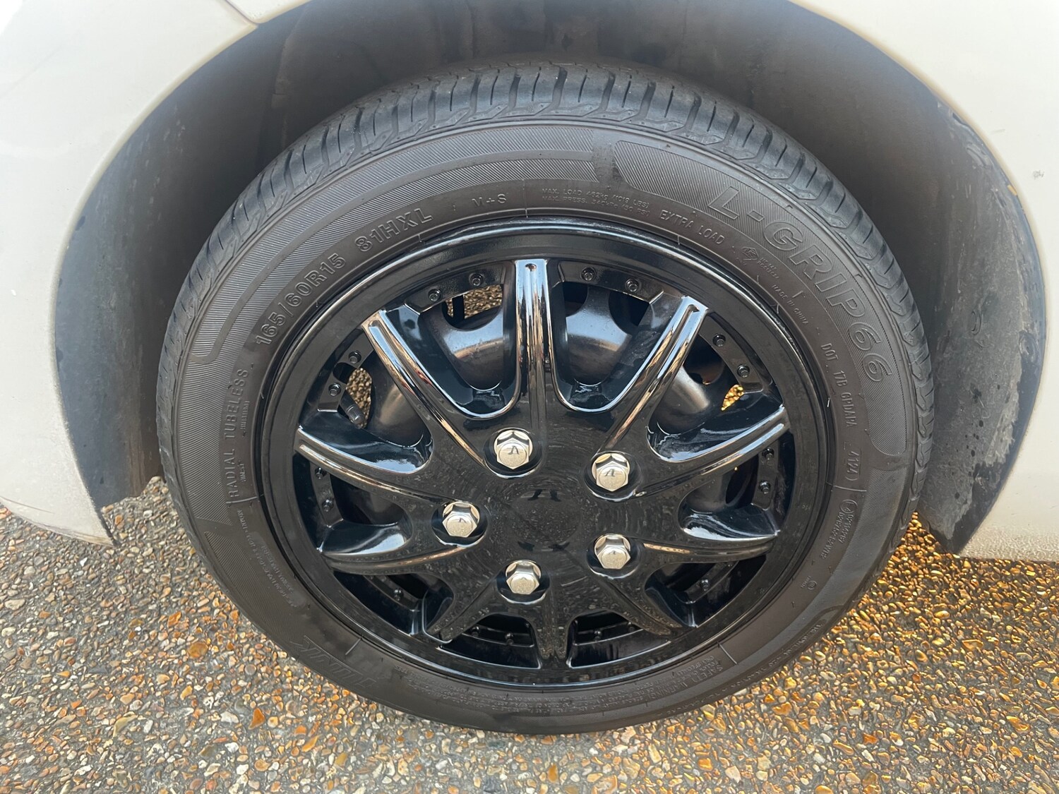 Used Toyota AYGO 2017 for sale - 77734918: Photo 9