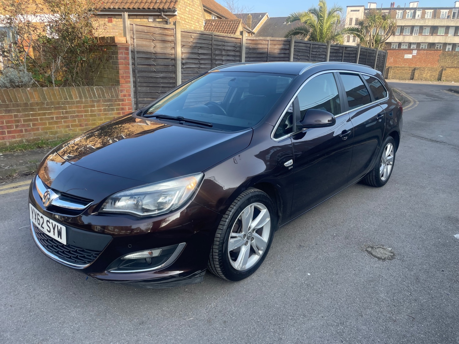 Used Vauxhall Astra 2013 for sale - 77707984: Photo 2