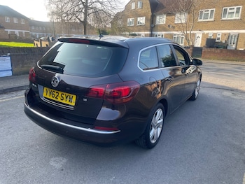 Used Vauxhall Astra 2013 for sale - 77707984: Photo