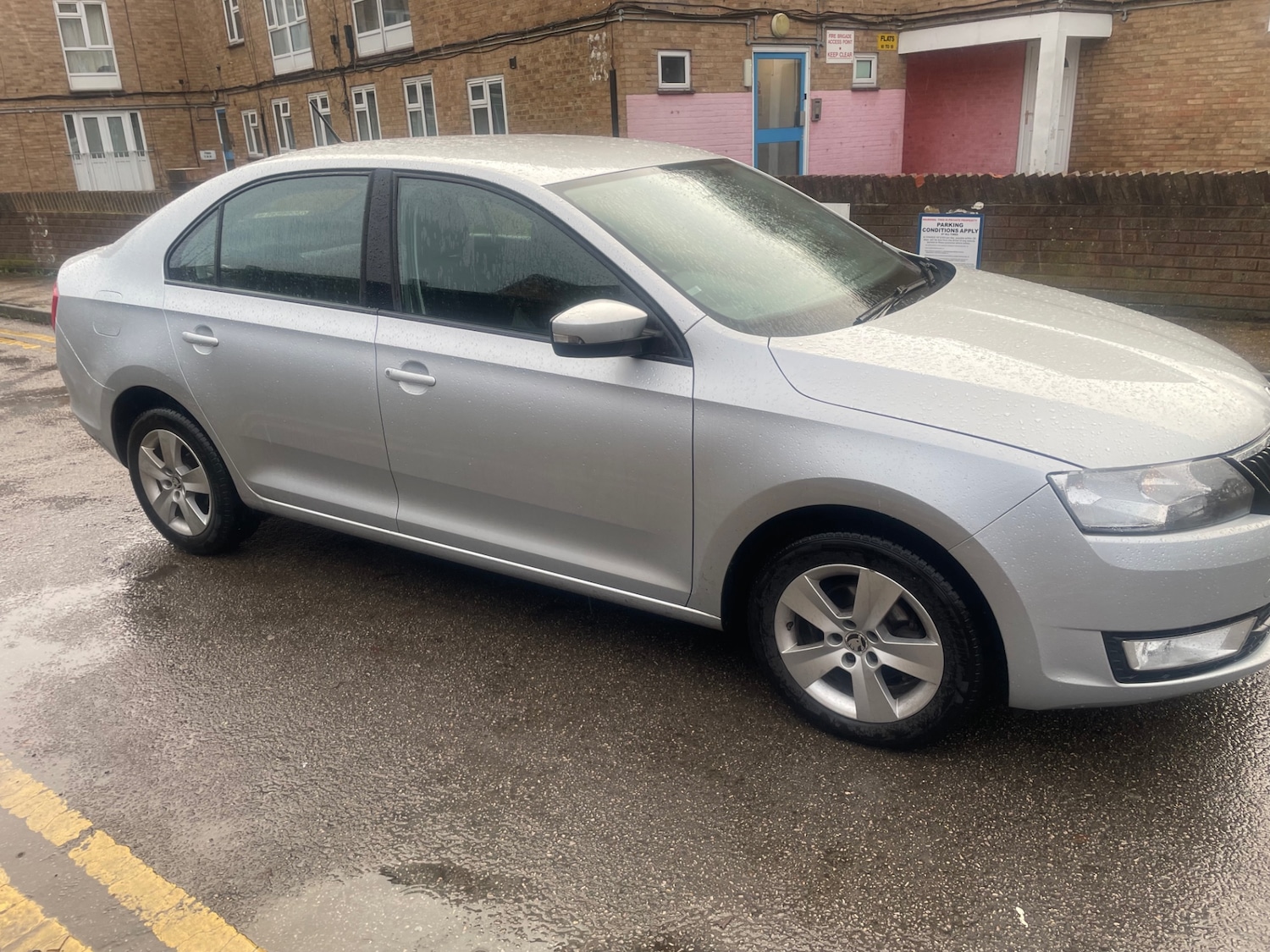 Used Skoda Rapid 2016 for sale - 77210332: Photo 9
