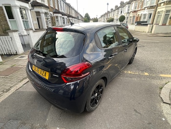 Used Peugeot 208 2016 for sale - 75972721: Photo