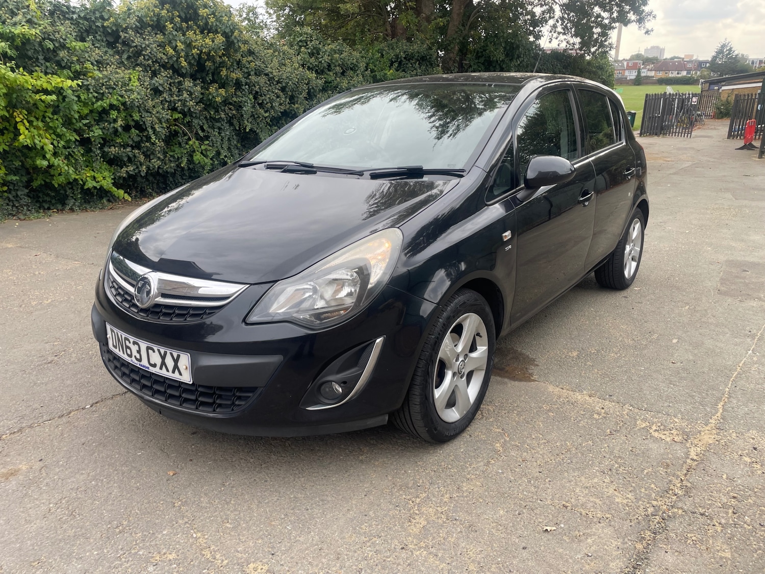 Used Vauxhall Corsa 2013 for sale - 76128816: Photo 2
