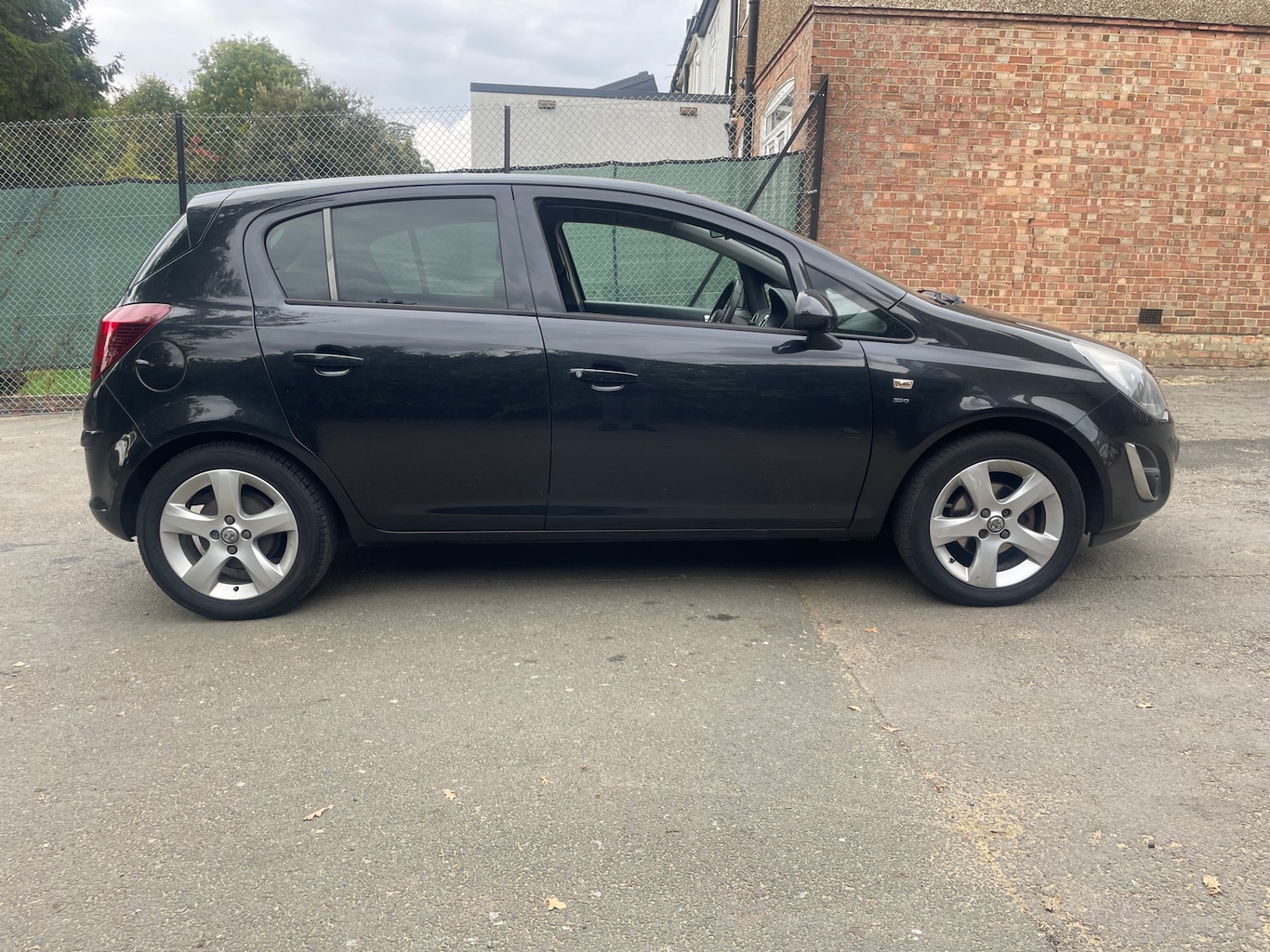 Used Vauxhall Corsa 2013 for sale - 76128816: Photo 6
