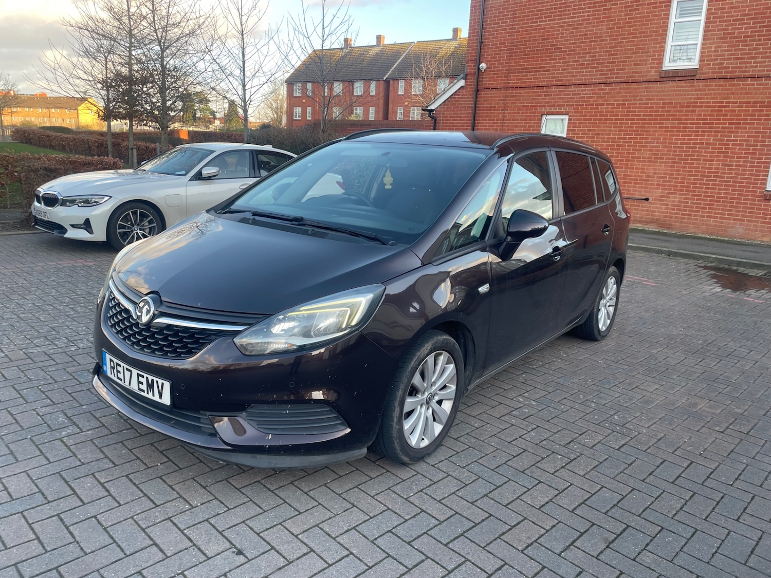 Used Vauxhall Zafira 2017 for sale - 77609674: Photo 2