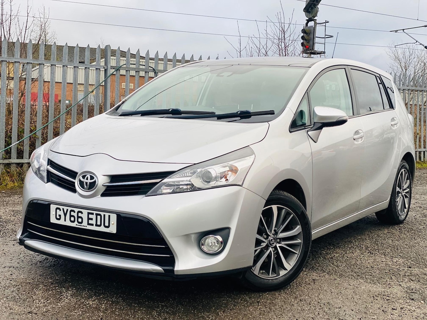 Used Toyota Verso 2016 for sale - 77477029: Photo 3