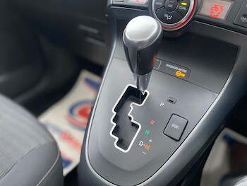 Used Toyota Verso 2016 for sale - 77477029: Photo