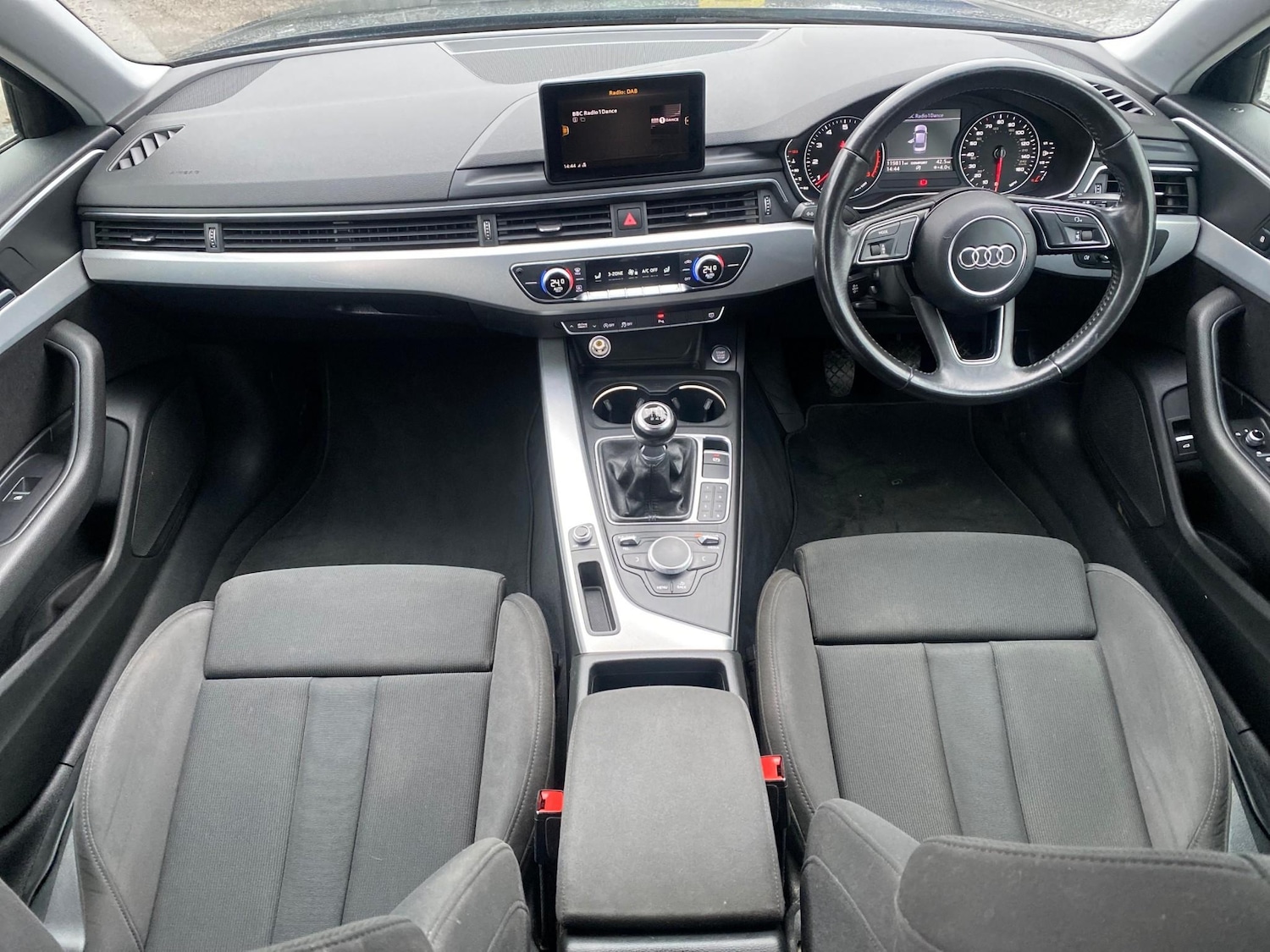 Used Audi A4 2017 for sale - 77421214: Photo 4