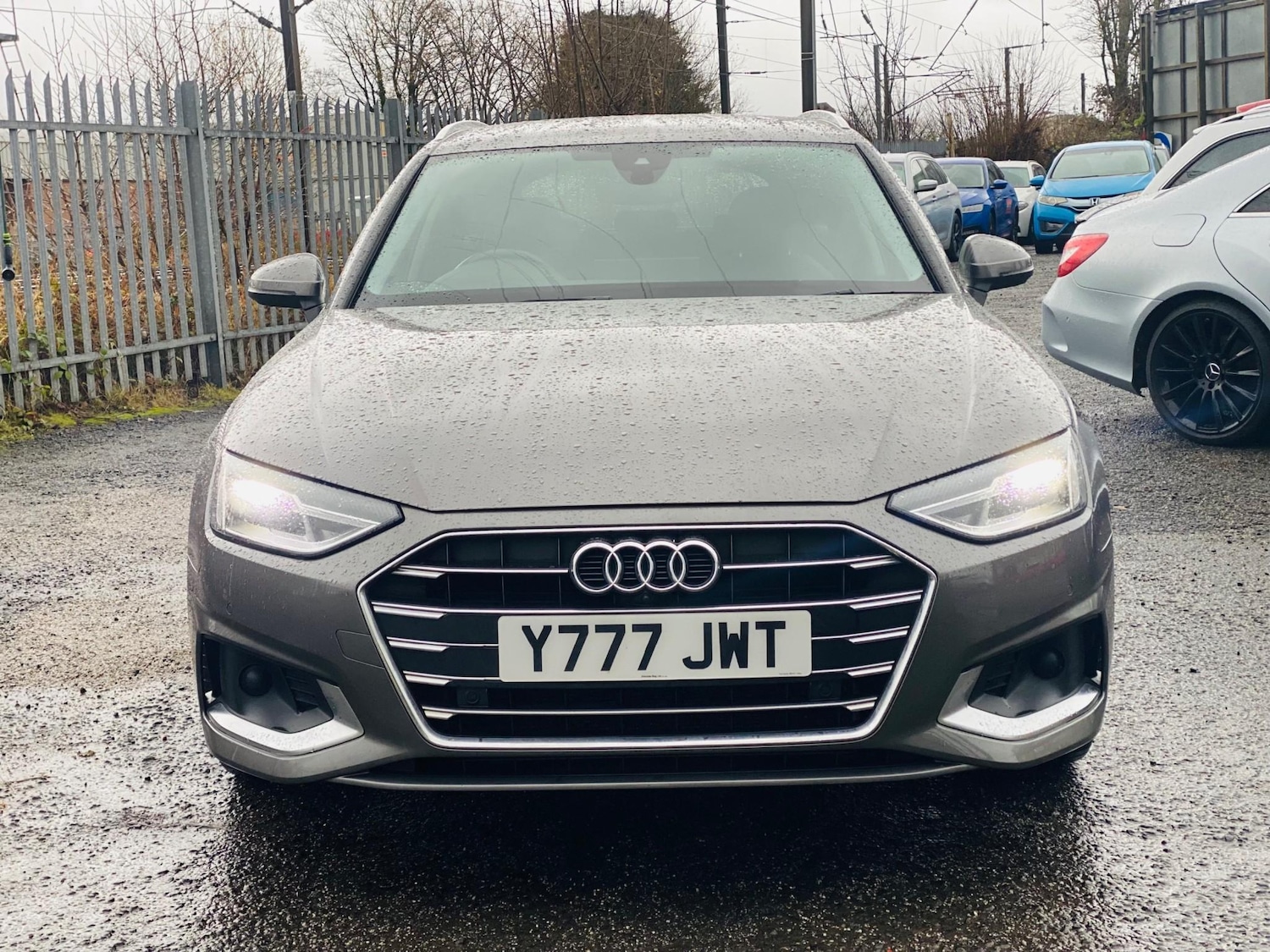 Used Audi A4 2020 for sale - 77052607: Photo 2