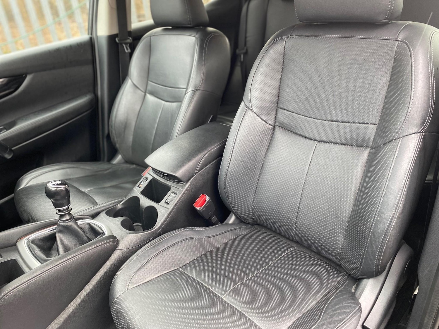 Used Nissan Qashqai 2016 for sale - 77665928: Photo 30