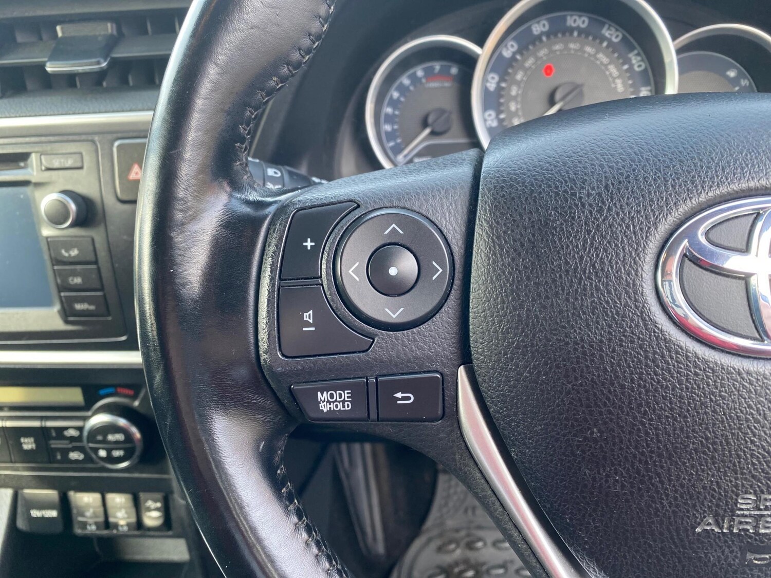 Used Toyota Auris 2014 for sale - 77989494: Photo 20