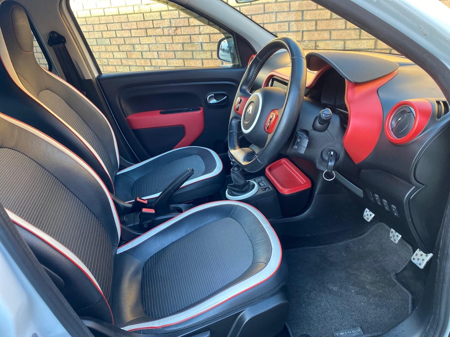 Used Renault Twingo 2015 for sale - 76798546: Photo 16