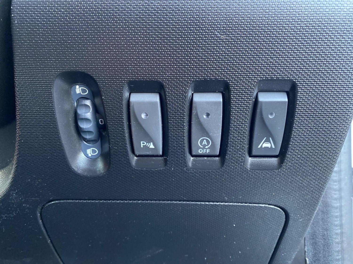 Used Renault Twingo 2015 for sale - 76798546: Photo 17