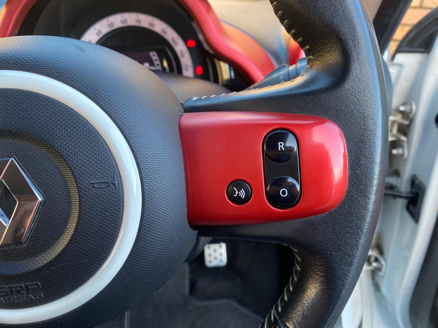 Used Renault Twingo 2015 for sale - 76798546: Photo 20