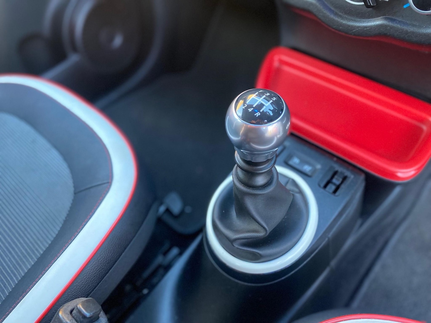 Used Renault Twingo 2015 for sale - 76798546: Photo 27