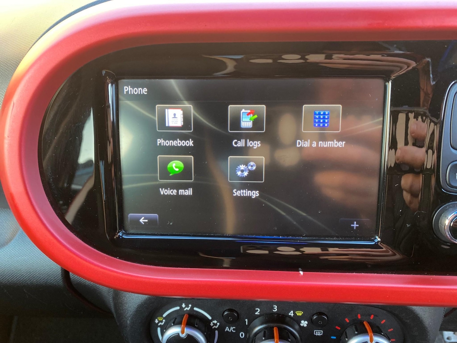 Used Renault Twingo 2015 for sale - 76798546: Photo 29