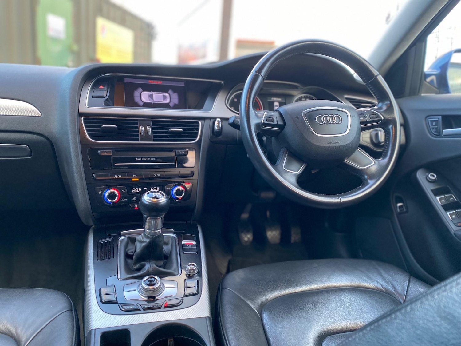 Used Audi A4 2014 for sale - 76627474: Photo 8