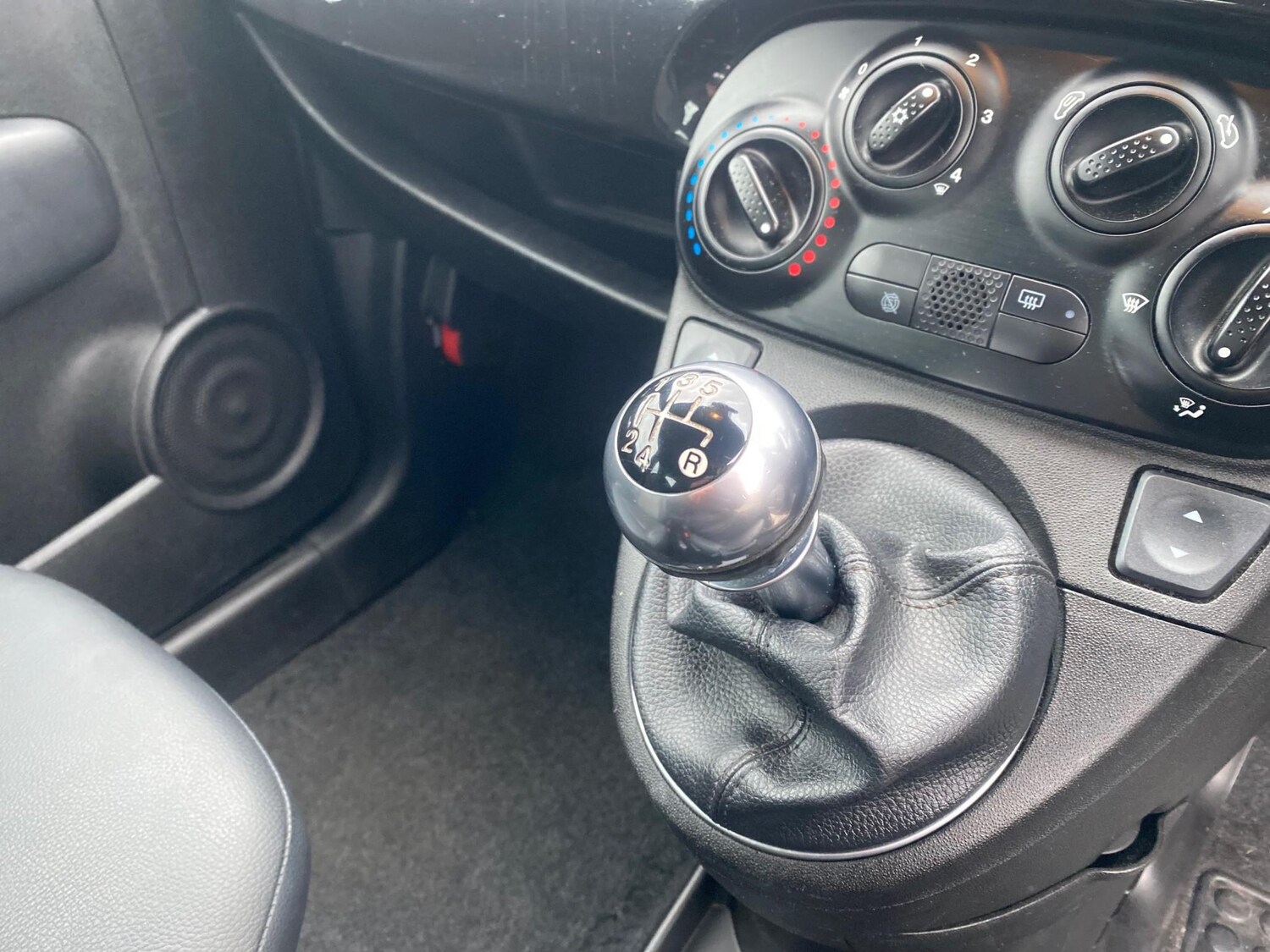 Used Fiat 500 2013 for sale - 77631320: Photo 19